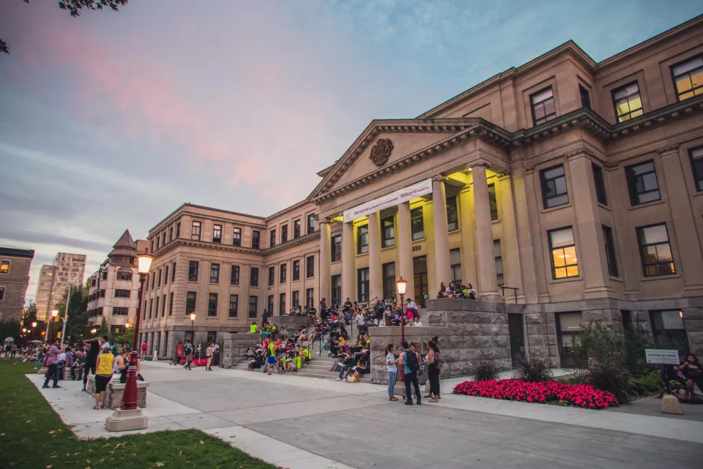جامعة University of Ottawa