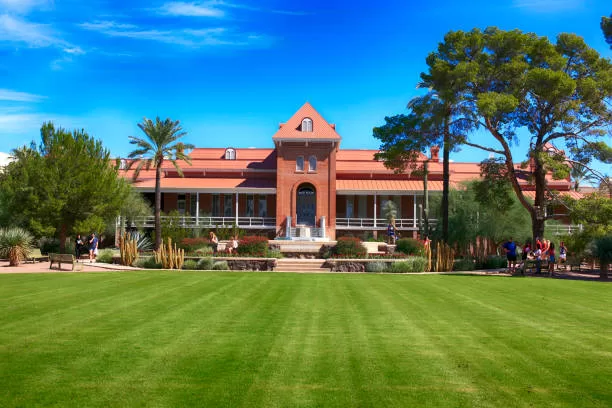 جامعة University of Arizona